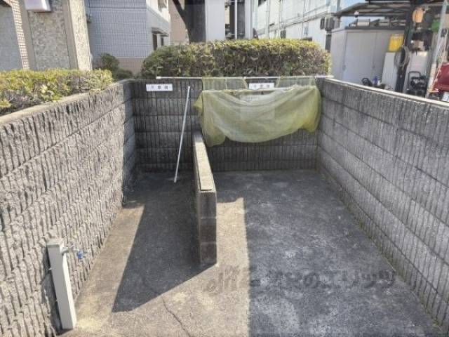 ゴミ置き場