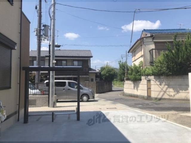 前面道路　北向き