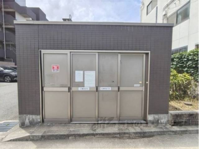 ゴミ置き場