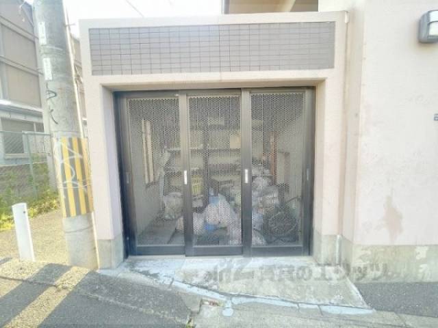 ゴミ置き場