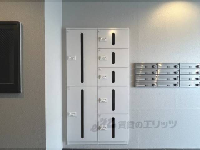宅配ボックス