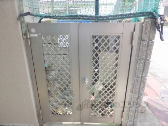 ゴミ置き場