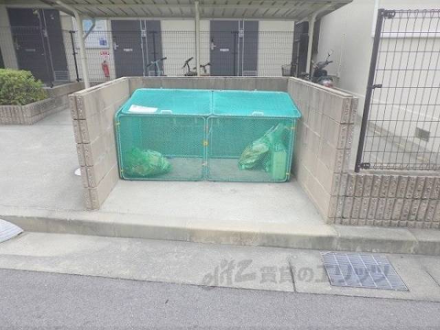 ゴミ置き場