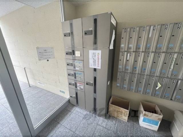 宅配ボックス