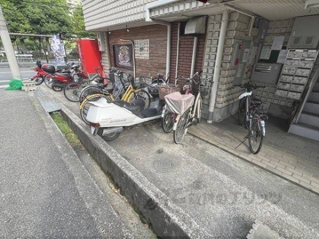 駐輪場