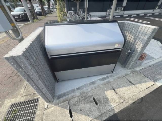 ゴミ置き場