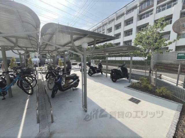 駐輪場