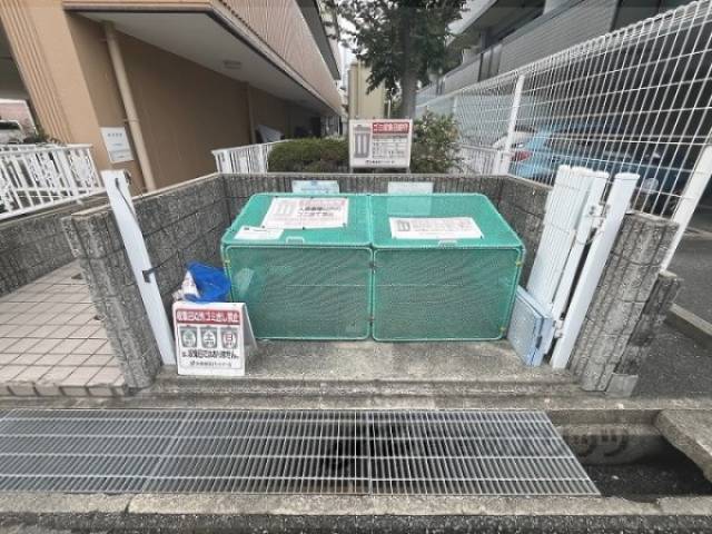 ゴミ置き場