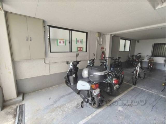 バイク置き場