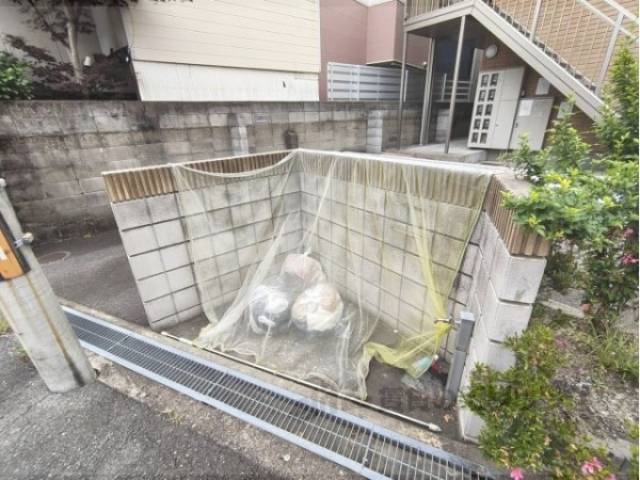 ゴミ置き場