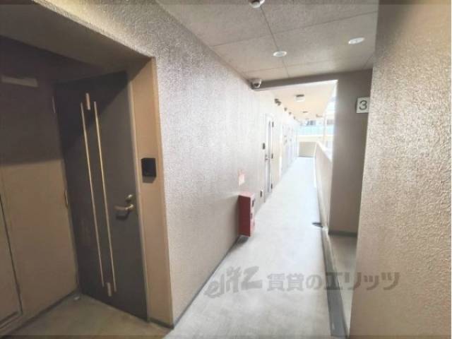 廊下　三階