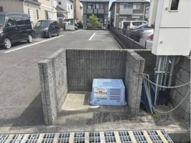 ゴミ置き場