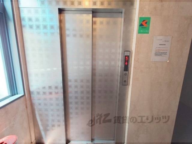 エレベーター