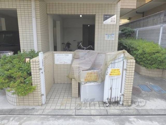 ゴミ置き場