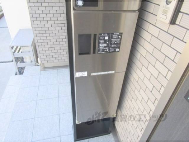 宅配ボックス