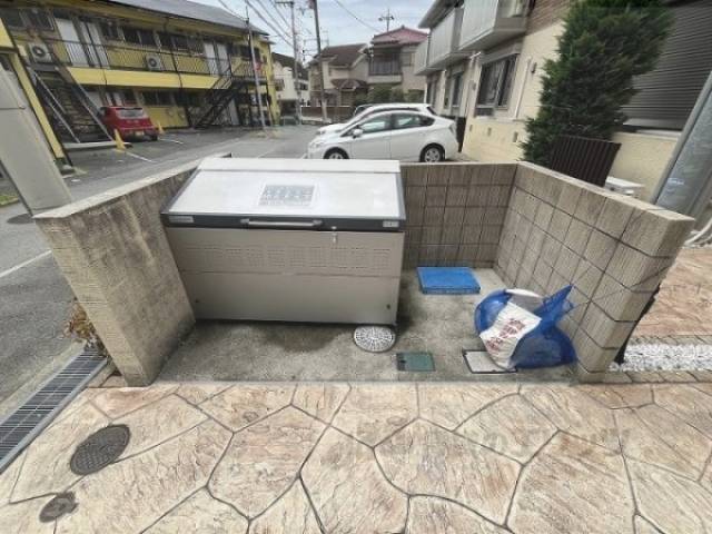 ゴミ置き場