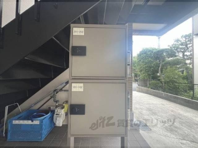 宅配ボックス