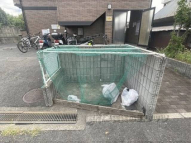 ゴミ置き場