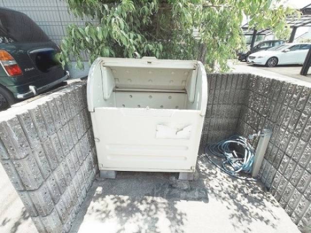 ゴミ置き場