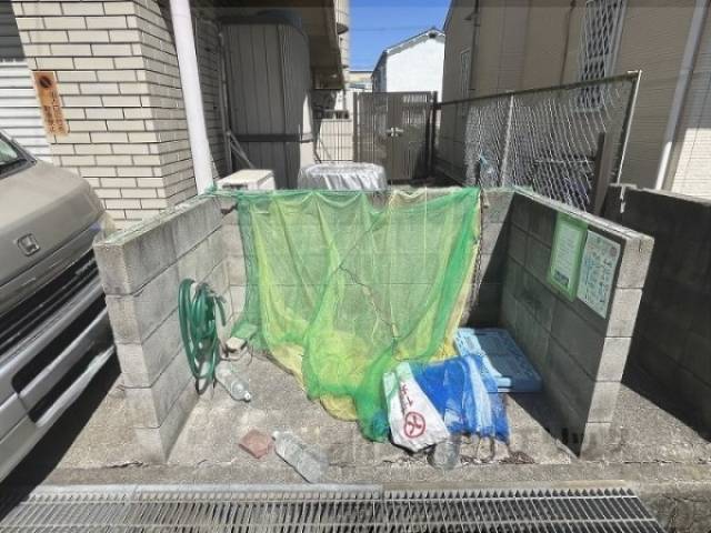 ゴミ置き場