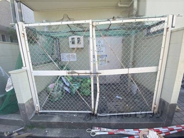 ゴミ置き場