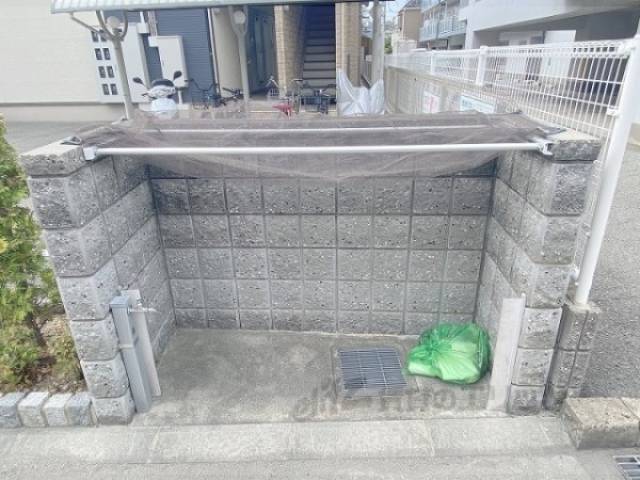 ゴミ置き場