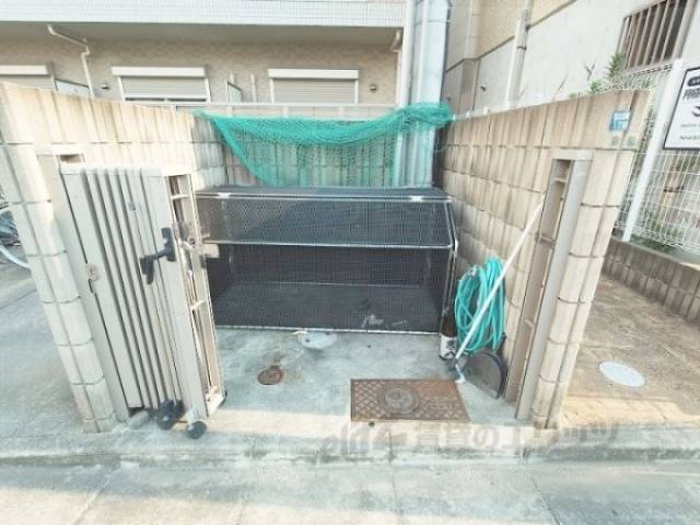 ゴミ置き場