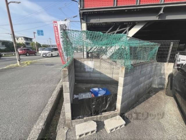ゴミ置き場