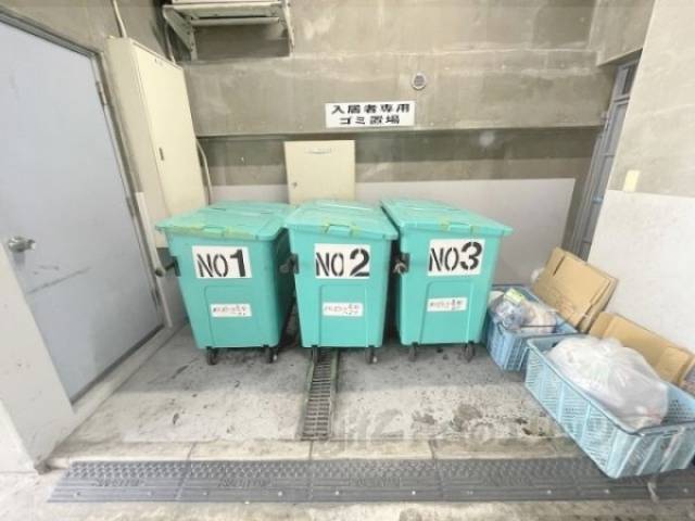 ゴミ置き場