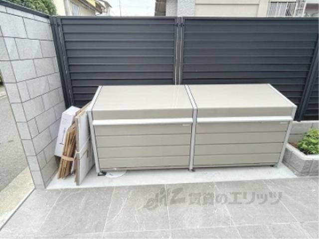 ゴミ置き場