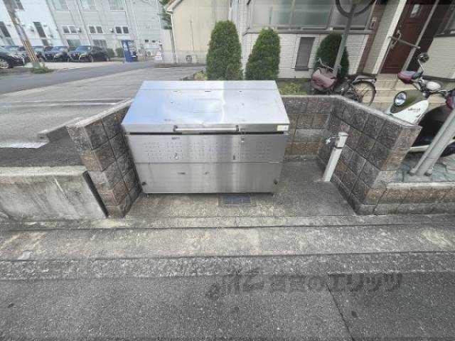 ゴミ置き場