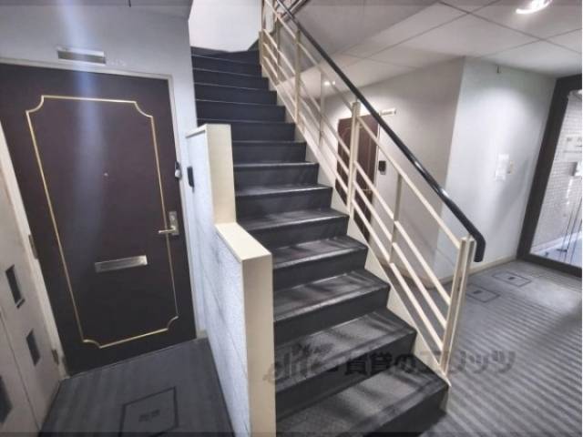 廊下　一階