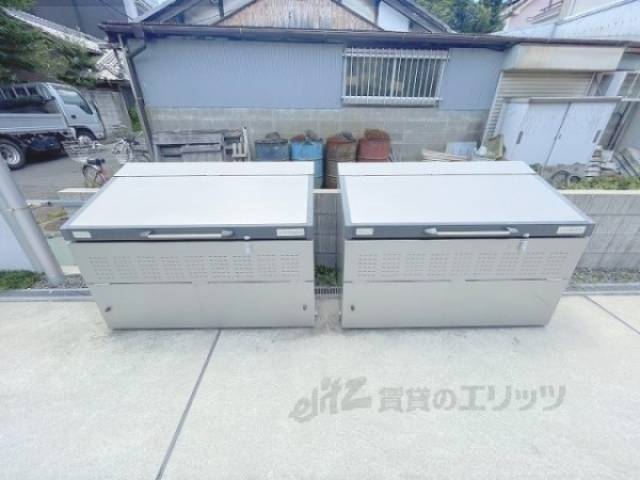 ゴミ置き場