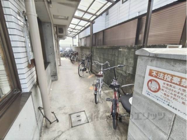駐輪場