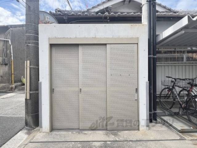 ゴミ置き場