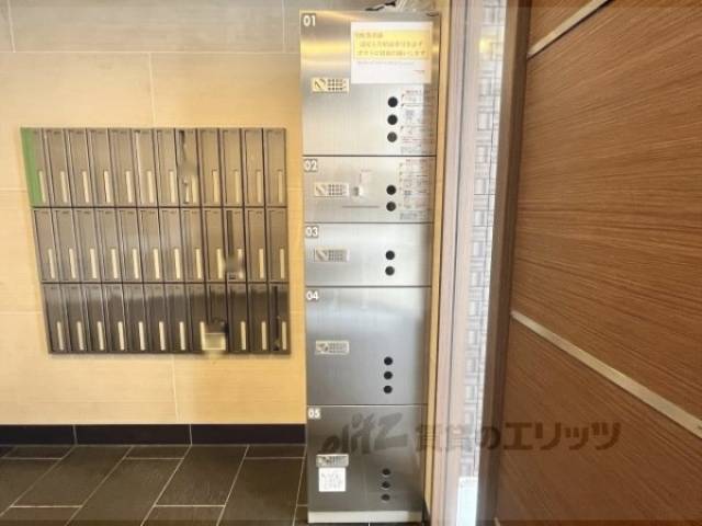 宅配ボックス