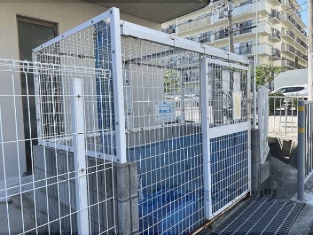 ゴミ置き場
