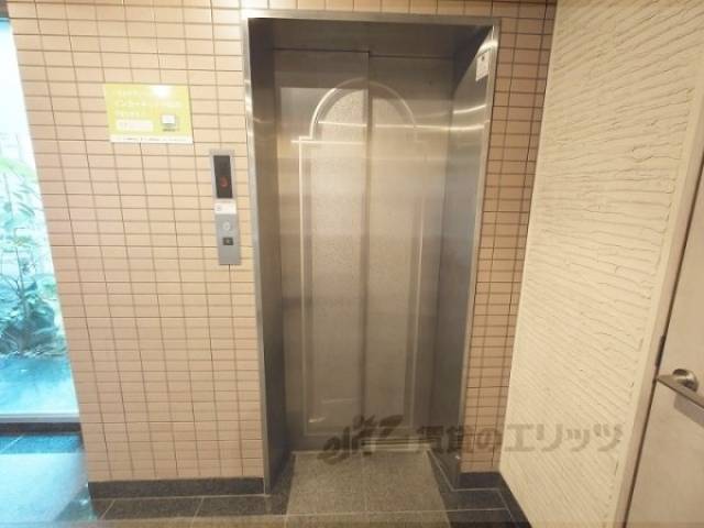エレベーター