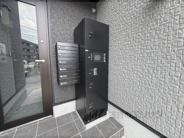宅配ボックス