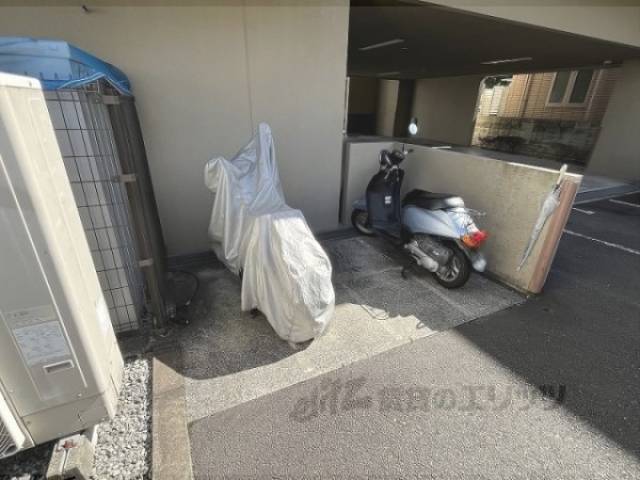 バイク置き場