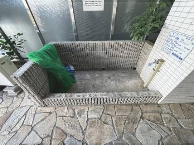 ゴミ置き場