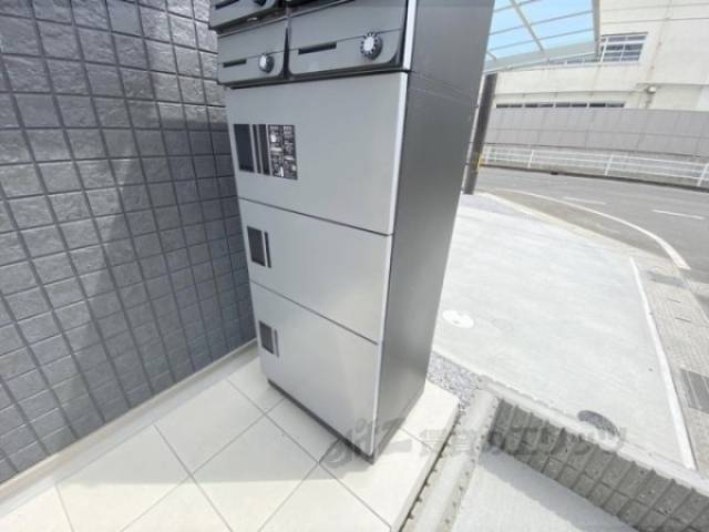 宅配ボックス