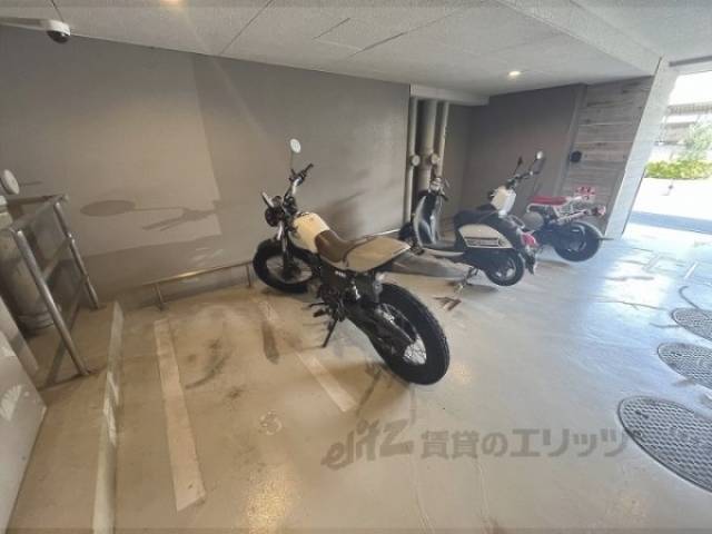 バイク置き場