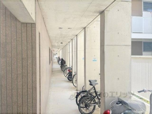 駐輪場