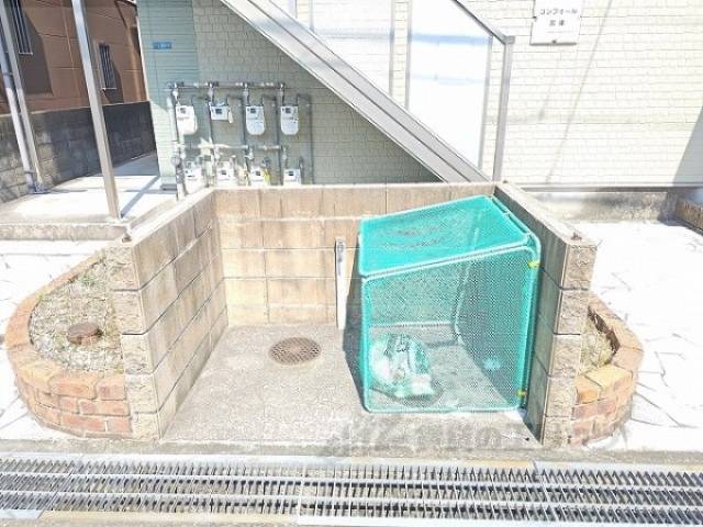 ゴミ置き場