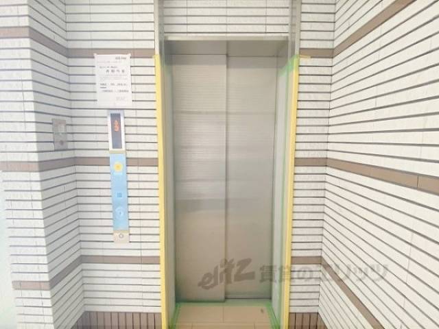 エレベーター