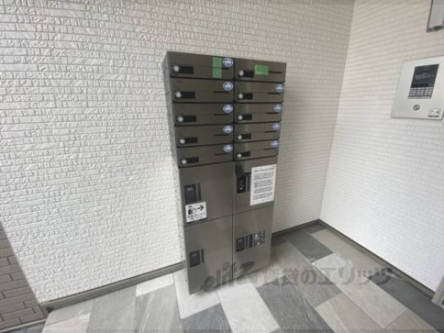 宅配ボックス