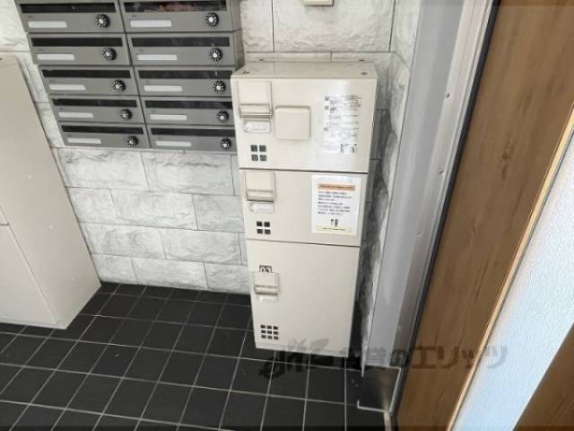 宅配ボックス