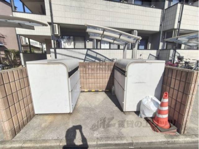 ゴミ置き場