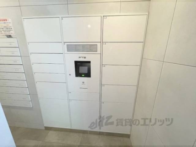 宅配ボックス